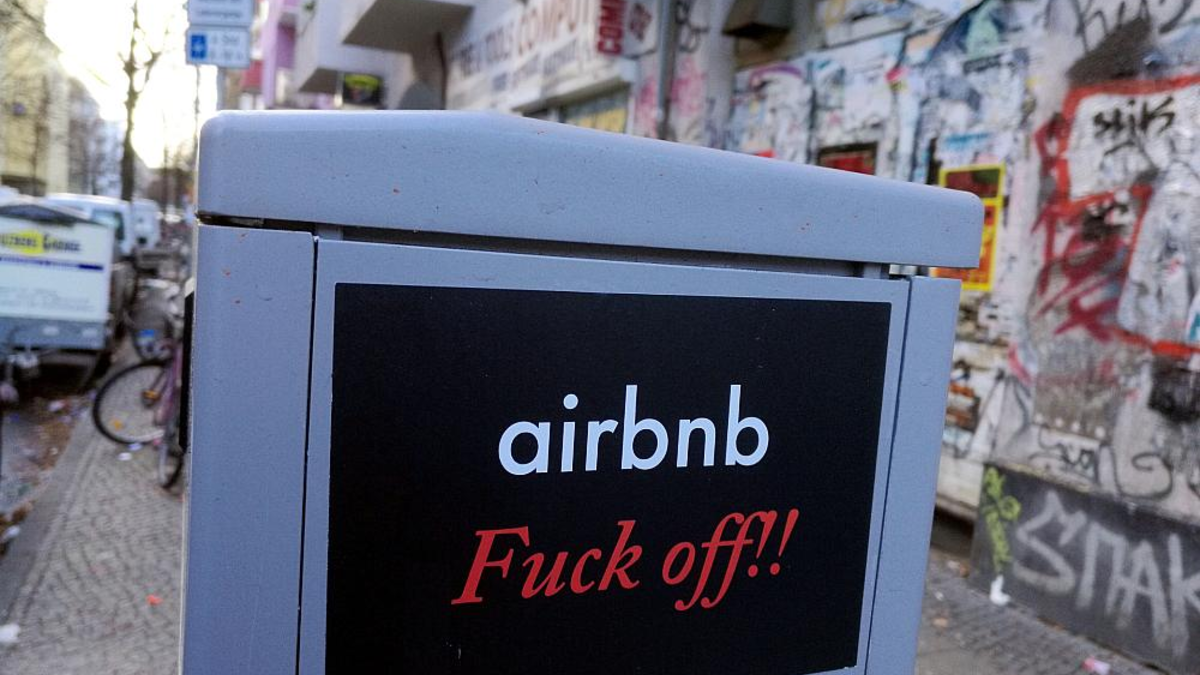 Anti-Airbnb-Sticker (Archiv) - Foto: über dts Nachrichtenagentur