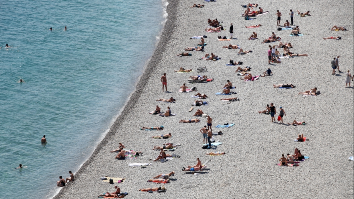 Menschen am Strand - Foto: über dts Nachrichtenagentur