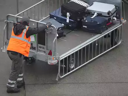 Flughafenarbeiter - Foto: über dts Nachrichtenagentur