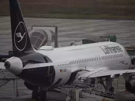 Lufthansa-Maschine (Archiv) - Foto: über dts Nachrichtenagentur