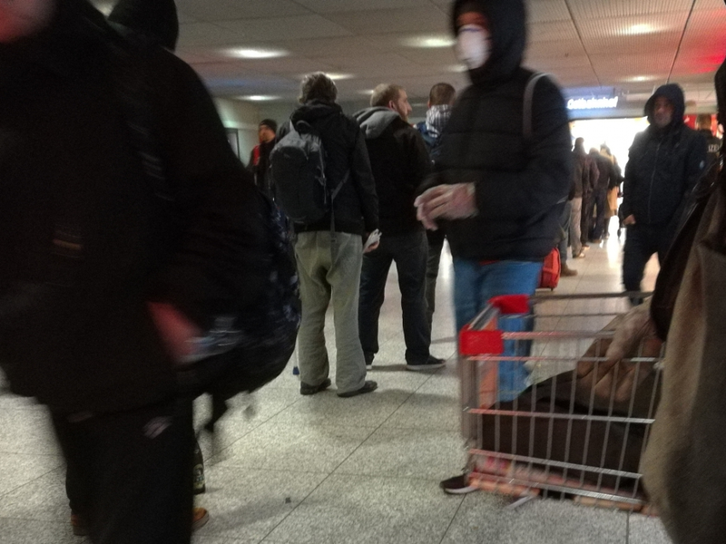 Warteschlange vor einem Supermarkt - Foto: über dts Nachrichtenagentur