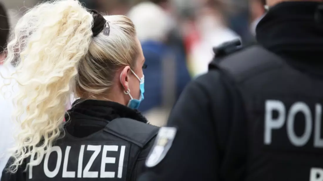 Polizei mit Mundschutz - Bild: über dts Nachrichtenagentur