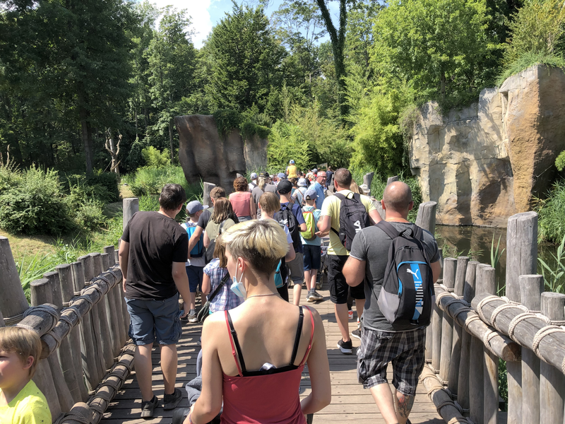 Abstandsregeln im Leioziger Zoo - Foto: CJ