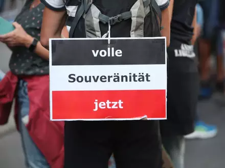 Reichsbürger bei Demo von Corona-Skeptikern am 29.08.2020 - Foto: ?ber dts Nachrichtenagentur