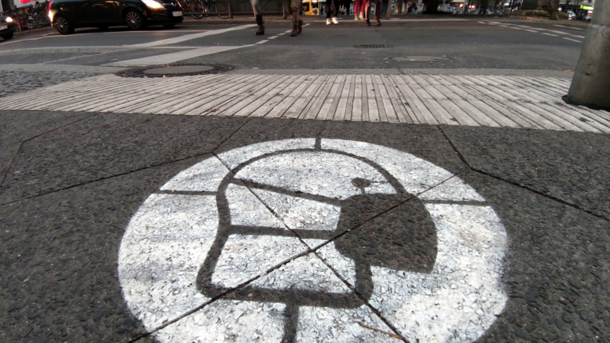 Corona-Hinweis - Foto: ?ber dts Nachrichtenagentur