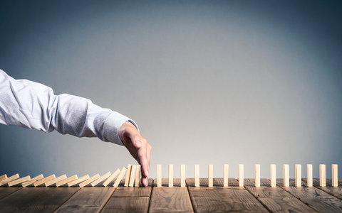 Warnhinweise frühzeitig erkennen mit der Hilfe von Buchalik Brömmekamp - Foto: © beeboys – stock.adobe.com