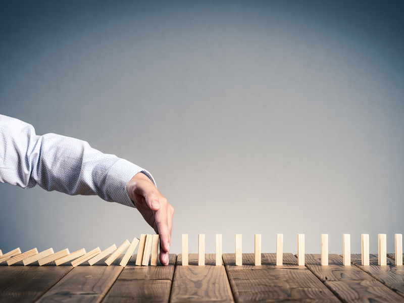 Warnhinweise frühzeitig erkennen mit der Hilfe von Buchalik Brömmekamp - Foto: © beeboys – stock.adobe.com