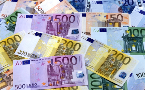 ZOLL-E: ZeOS NRW und Zollfahndung Essen: Dopinghändler festgenommen - über eine halbe Million Einheiten Doping- und Arzneimittel und über 400.000 Euro Bar- und Kryptogeld sichergestellt - - Foto: presseportal.de