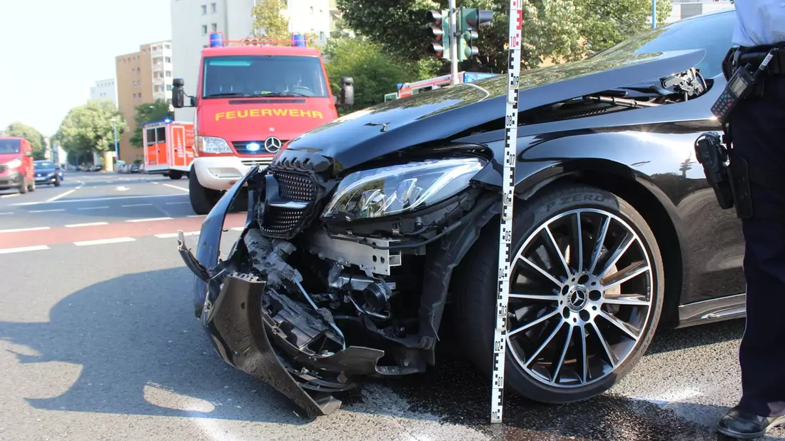 POL-ME: Verkehrsunfallfluchten aus dem Kreisgebiet - 2602043 - Bild: presseportal.de