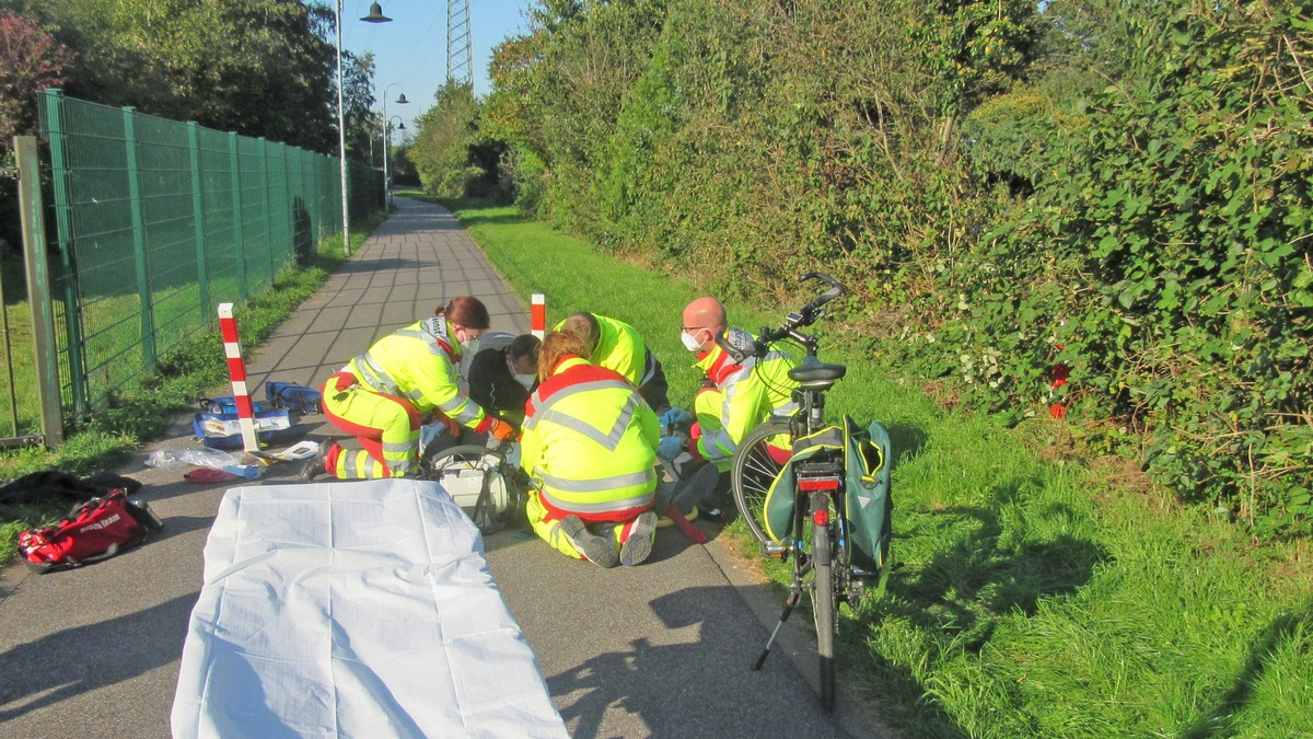 POL-PDTR: Unfall durch herabfallende Ladung auf der K 66 - Foto: presseportal.de