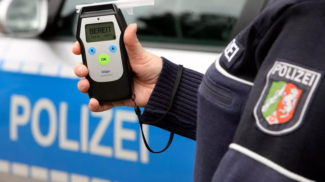 POL-ME: Alkohol und E-Scooter gehören nicht zusammen - Langenfeld - 2401106 - Bild: presseportal.de