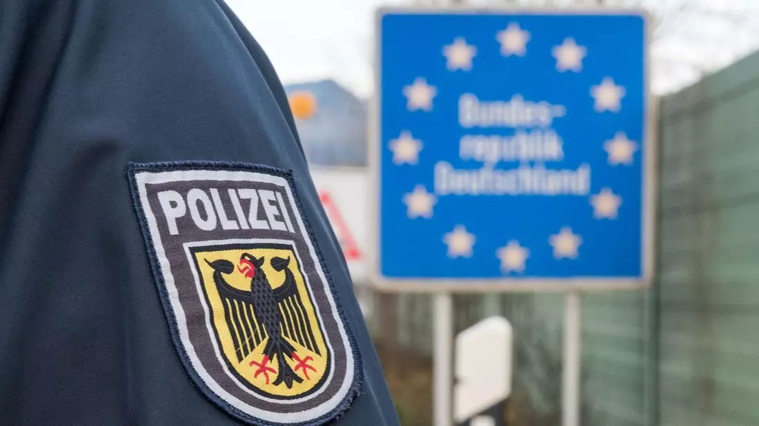 Bundespolizeidirektion München: Zehnjähriger aus Guinea allein unterwegs - Bild: presseportal.de