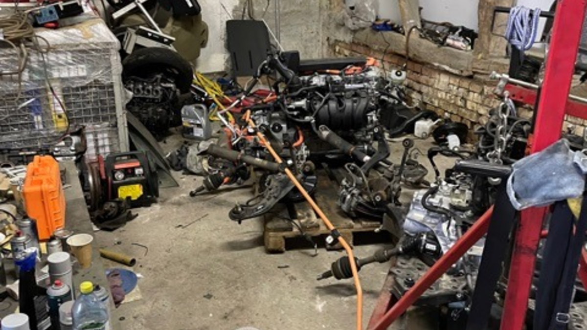 POL-AK NI: Demokratie im Dialog: Bundespräsident a. D. Joachim Gauck besucht Polizeiakademie Niedersachsen - Foto: presseportal.de