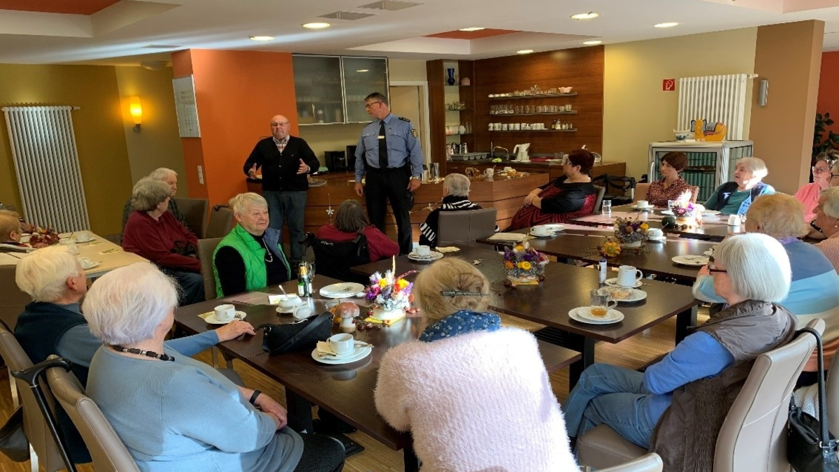 POL-EL: Emsbüren - Illegale Müllentsorgung im Wald - Polizei bittet um Hinweise - Foto: presseportal.de