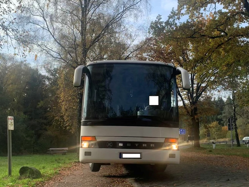 POL-E: Essen: Fensterscheibe eines fahrenden Busses beschädigt - 1. Folgemeldung - 40-jähriger Tatverdächtiger ermittelt - Foto: presseportal.de