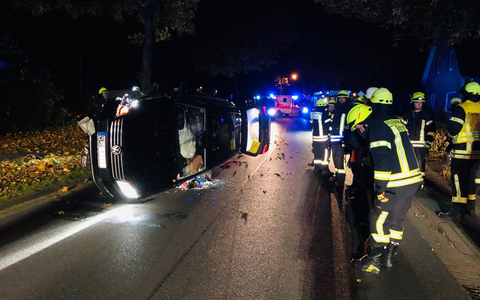 POL-ROW: ++ Hansalinie A1: Aktuelle Verkehrsbehinderungen nach Auffahrunfall ++ - Foto: presseportal.de