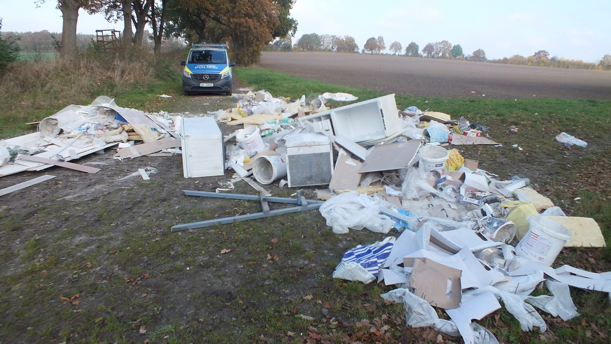 POL-SE: Westerhorn - Illegale Müllablagerung, Zeugen gesucht - Foto: presseportal.de