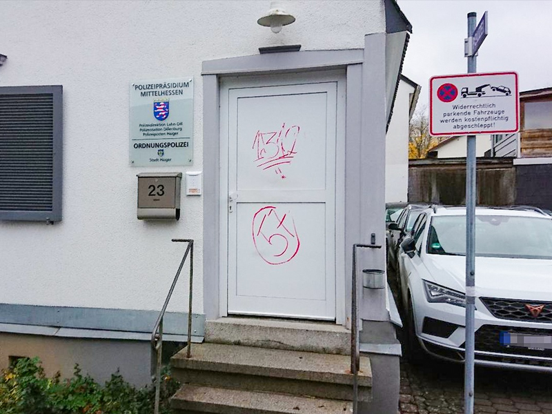 POL-EL: Lingen - Gemeinsame Kontrollaktion in der Lingener Fußgängerzone: Polizei und Ordnungsamt überprüfen Radfahrer und E-Scooter (Fotos) - Foto: presseportal.de