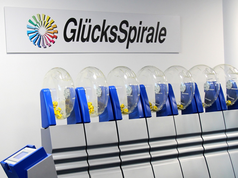 Monatlich 10.000 Euro aufs Konto, 20 Jahre lang: GlücksSpirale-Rente geht nach Baden-Württemberg - Foto: presseportal.de