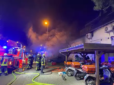 FW Hannover: Paket mit unbekanntem Stoff gefunden - drei verletzte Personen - Foto: presseportal.de