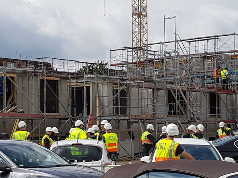 HZA-F: Gegen Schwarzarbeit und ausbeuterische Arbeitsbedingungen- Frankfurter Finanzkontrolle Schwarzarbeit nimmt Baubranche ins Visier - Foto: presseportal.de