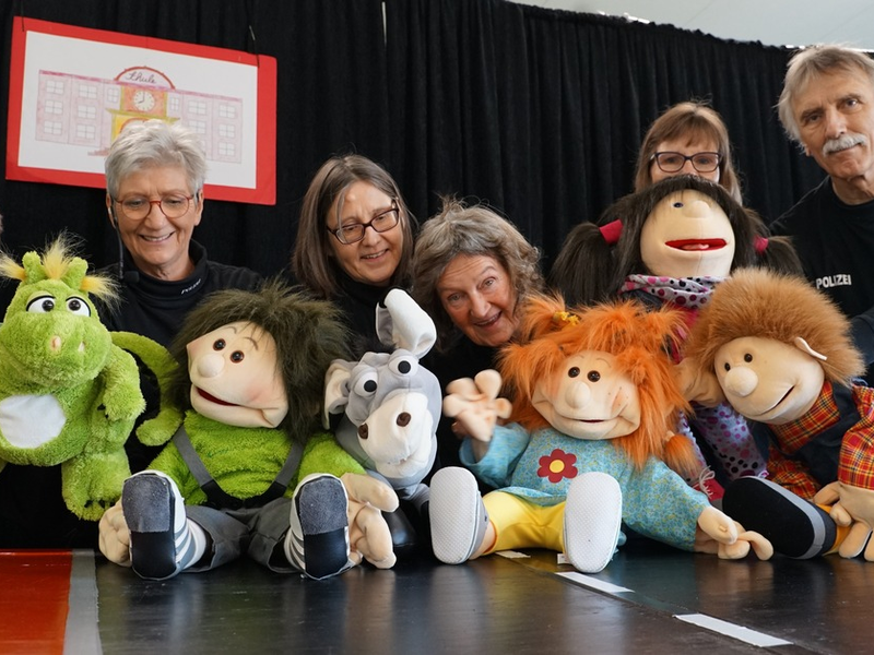 POL-LG: ++ Verkehrserziehung bunt gemacht! ++ Präventionspuppenbühne und Polizeistation arbeiten gemeinsam mit Kindern ++ Prävention für Gefahren im Straßenverkehr ++ Bild im Presseportal ++ - Foto: presseportal.de