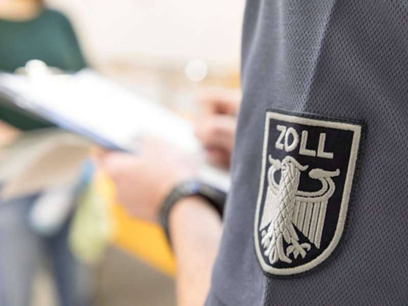 HZA-AC: Hauptzollamt Aachen und Staatsanwaltschaft Aachen gehen gemeinsam gegen organisierte Kriminalität vor - vorläufige Schadenssumme durch Schwarzarbeit beträgt mehr als eine halbe Million Euro - Foto: presseportal.de