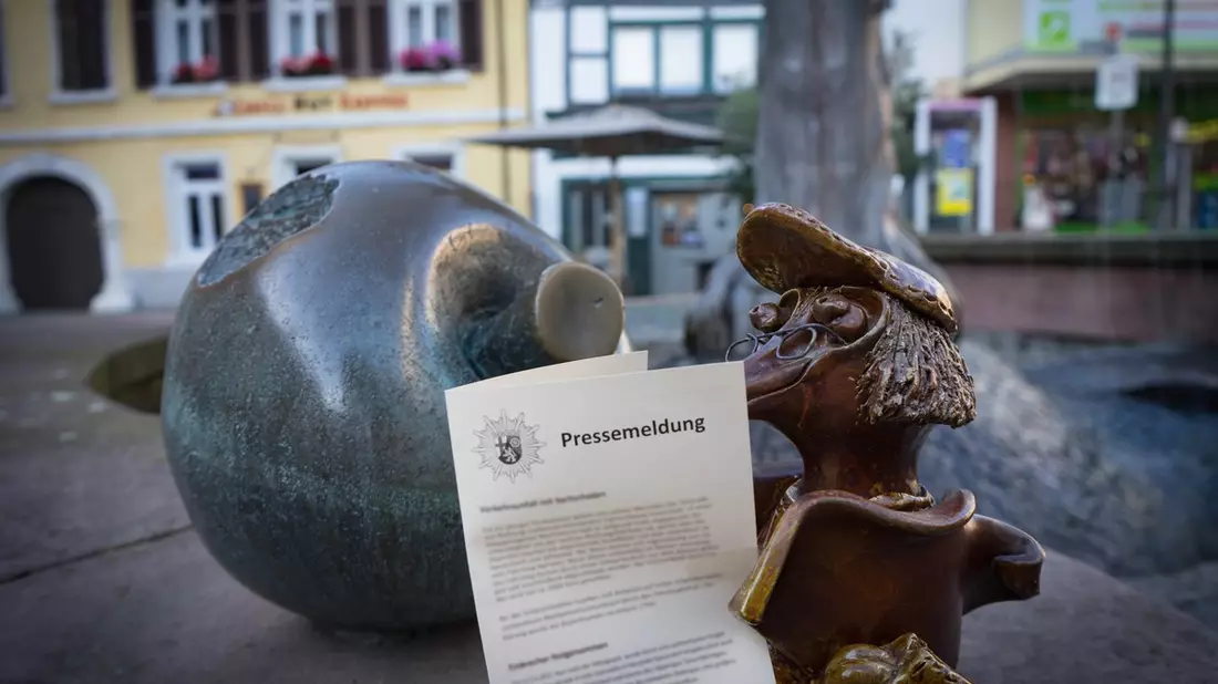 POL-PDNW: Zu geringer Seitenabstand - Radfahrer verletzt - Bild: presseportal.de