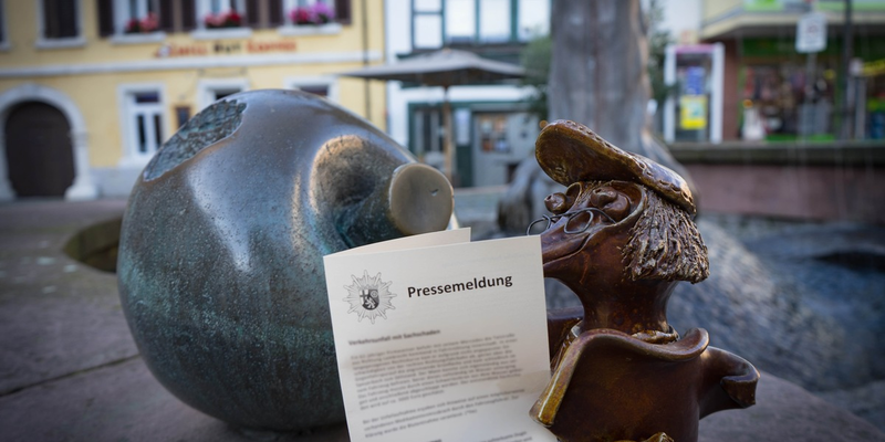 POL-PDNW: Zu schnell und ohne Versicherungsschutz unterwegs... - Foto: presseportal.de