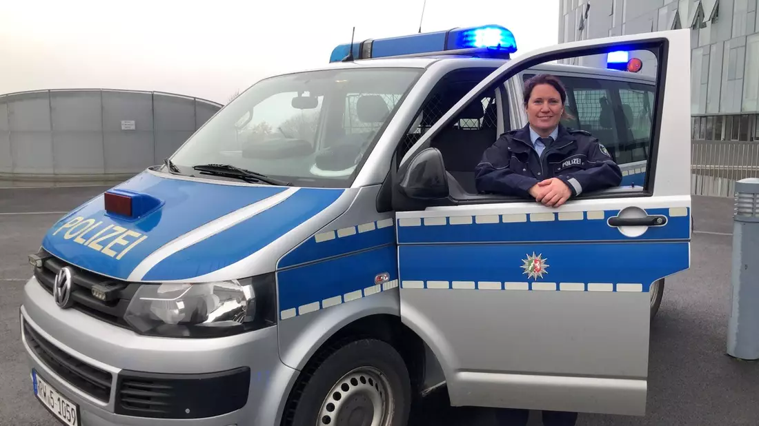 Studieninstitute schließen sich Gewaltschutznetzwerk #sicherimDienst an: Ein gemeinsamer Schritt für mehr Schutz und Sicherheit der Beschäftigten im öffentlichen Dienst - Bild: presseportal.de