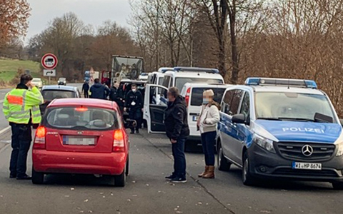 POL-MR: Marburg: Geldautomat gesprengt / Polizei bittet um Mithilfe - Foto: presseportal.de