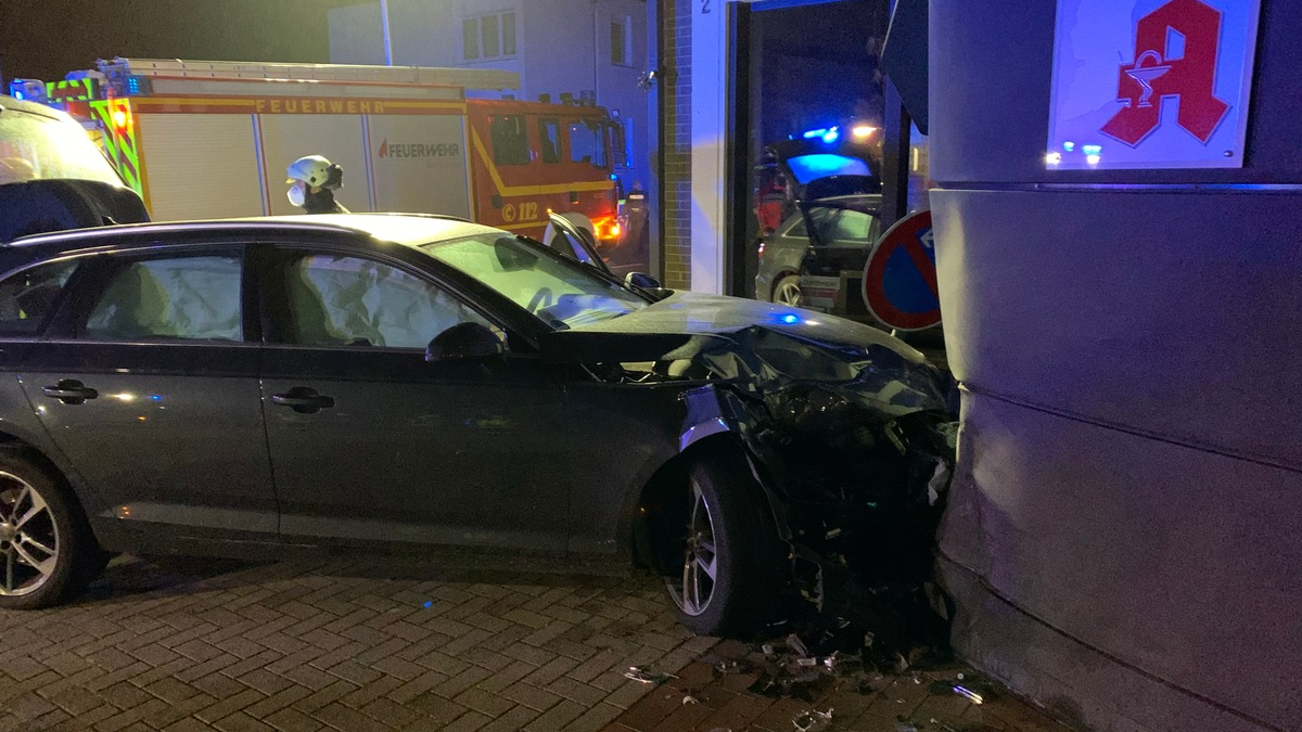 BPOL-HH: Bahnhof Altona: Falke sitzt im S-Bahn Tunnel - Rettung durch Bundespolizei - Foto: presseportal.de
