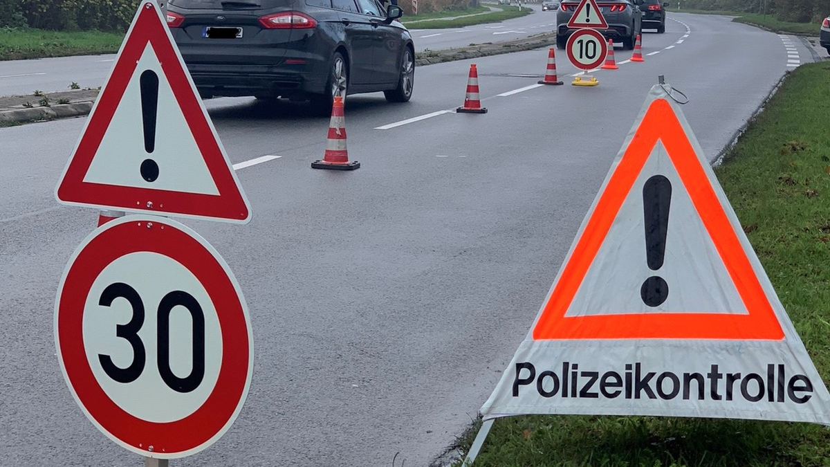 POL-EL: Emsland/Grafschaft Bentheim - Ausgelassene Stimmung beim Tag der offenen Tür der Polizeiinspektion Emsland/Grafschaft Bentheim - Foto: presseportal.de