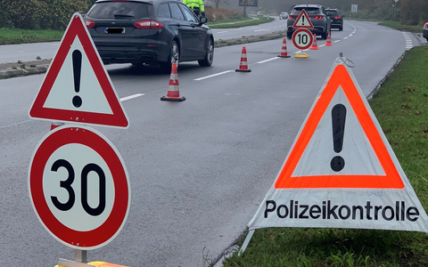 POL-EL: Emsland/Grafschaft Bentheim - Ausgelassene Stimmung beim Tag der offenen TĂŒr der Polizeiinspektion Emsland/Grafschaft Bentheim - Foto: presseportal.de POL-EL: Emsland/Grafschaft Bentheim - Ausgelassene Stimmung beim Tag der offenen TĂŒr der Polizeiinspektion Emsland/Grafschaft Bentheim - Foto: presseportal.de