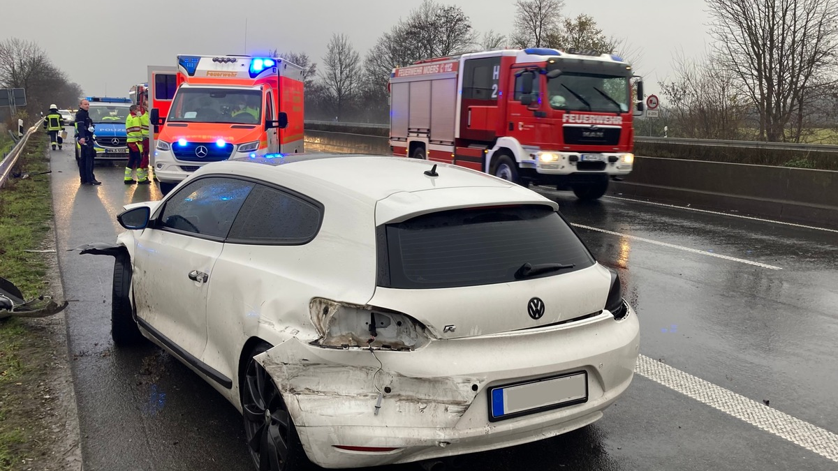 FW-SOE: Ruhige Silvesternacht: Feuerwehr Stadt Soest zieht positive Bilanz - Foto: presseportal.de