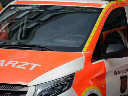 POL-ME: Kollision beim Abbiegen: Motorradfahrer schwer verletzt - 2508077 - Foto: presseportal.de