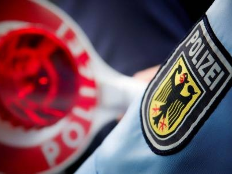 BPOL NRW: Bundespolizei vollstreckt Haftbefehl im Rahmen der Grenzkontrollen auf der Autobahn 3 - Foto: presseportal.de