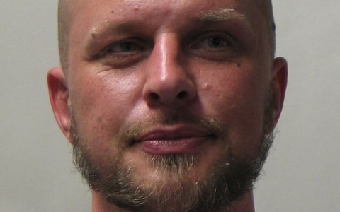 POL-EL: Papenburg - Öffentlichkeitsfahndung nach räuberischer Erpressung in Spielhalle - Polizei bittet um Hinweise (Korrektur: Täterbeschreibung und weiteres Foto) - Foto: presseportal.de