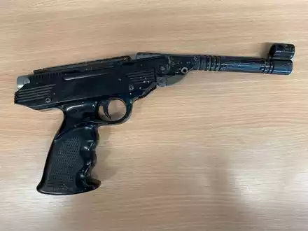 POL-MK: Videodreh mit Waffen und Folgen - Foto: presseportal.de