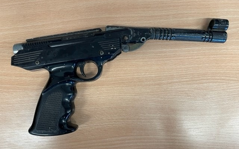 POL-MK: Videodreh mit Waffen und Folgen - Foto: presseportal.de