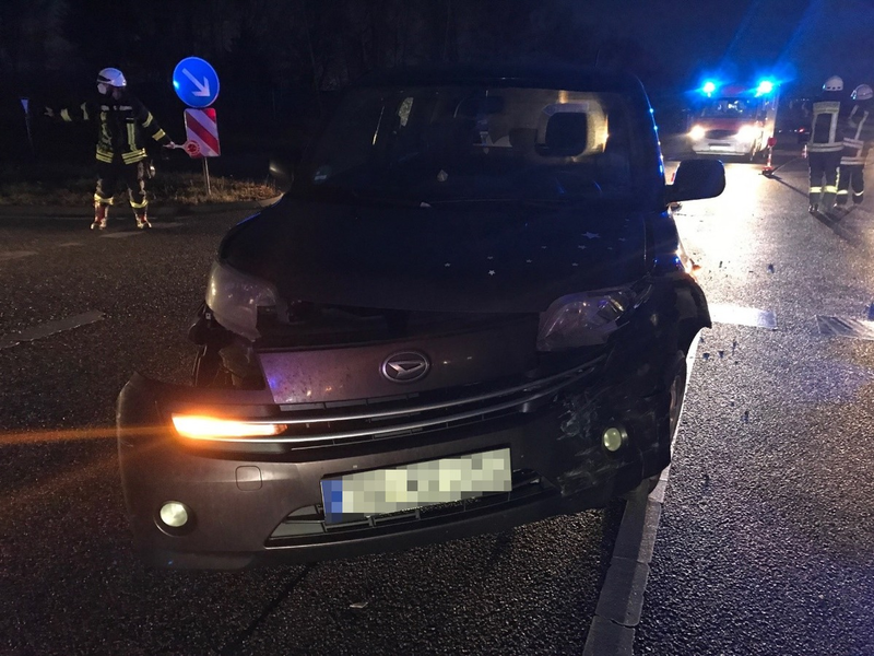 POL-WI: Tätersuche nach räuberischer Erpressung: - Foto: presseportal.de