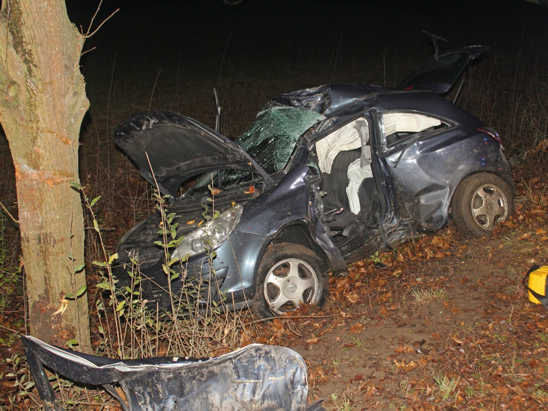 POL-PDTR: Nachtrag: Schwerer Verkehrsunfall L160 Fischbach - Foto: presseportal.de