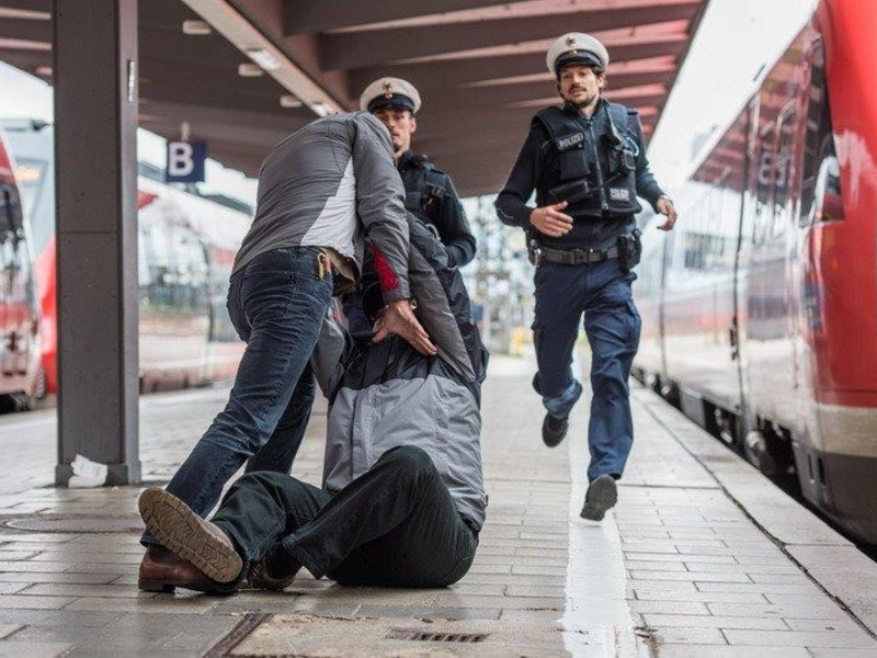 BPOL-KS: Fäuste fliegen im Bahnhof Fulda - Foto: presseportal.de