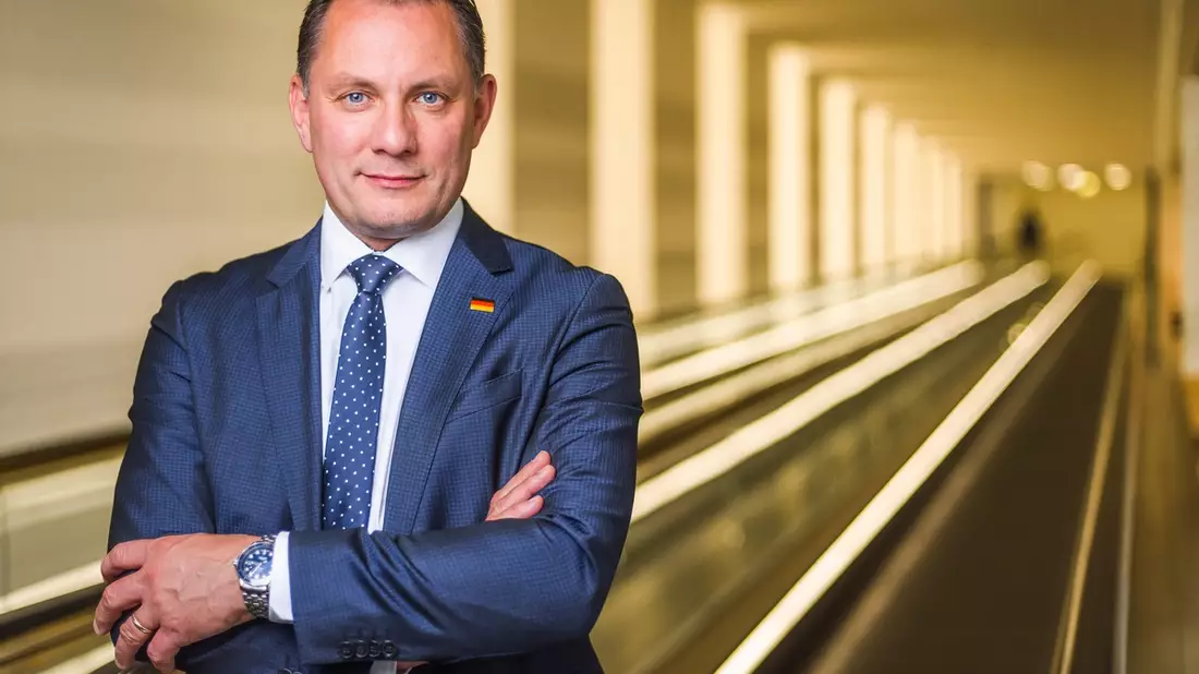 Tino Chrupalla: Schädlich für den Wirtschaftsstandort sind die Grünen - Bild: presseportal.de