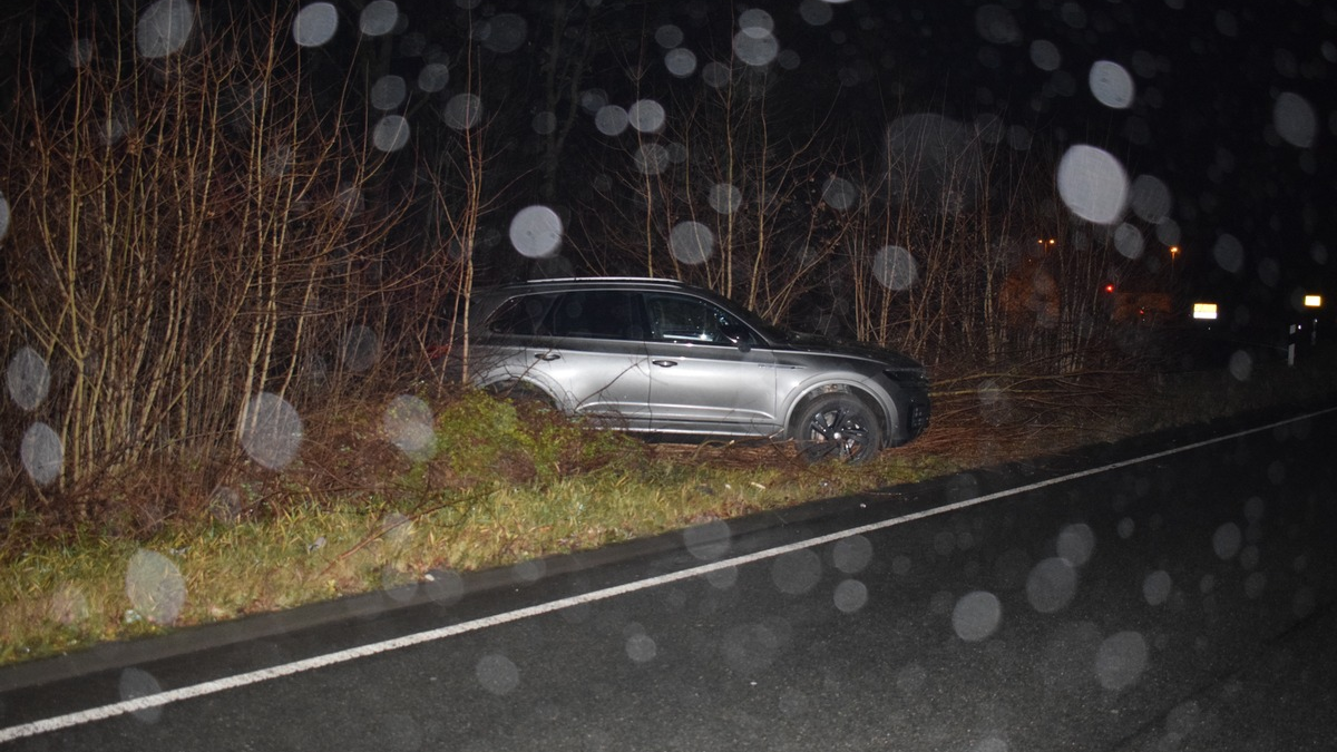 POL-HF: Verkehrsunfall auf Umgehungsstraße - Zwei Personen leicht verletzt - Foto: presseportal.de