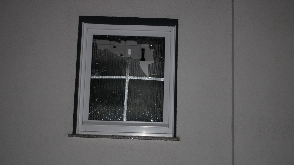 POL-OL: Pressemitteilung des Polizeikommissariates Bad Zwischenahn: Einbruchdiebstahl aus Bäckerei in Rastede (Hahn-Lehmden) - Foto: presseportal.de