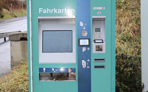 FW-MG: Stadtfeuerwehrverband Mönchengladbach: Stadtsparkasse Mönchengladbach fördert Nachwuchs - Spende ermöglicht weiteren Anhänger für junge Brandschützer - Foto: presseportal.de FW-MG: Stadtfeuerwehrverband Mönchengladbach: Stadtsparkasse Mönchengladbach fördert Nachwuchs - Spende ermöglicht weiteren Anhänger für junge Brandschützer - Foto: presseportal.de