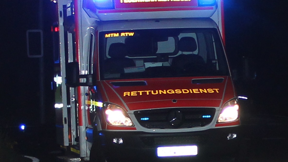 POL-ME: Zwei PKW-Fahrer schwer verletzt (Mettmann) -2310106- - Foto: presseportal.de