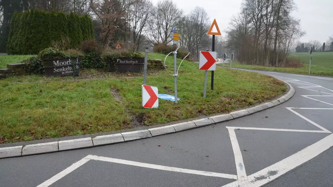 POL-HF: Unerlaubtes Entfernen vom Unfallort - Fahrzeugführer lässt verletzten Beifahrer zurück - Bild: presseportal.de