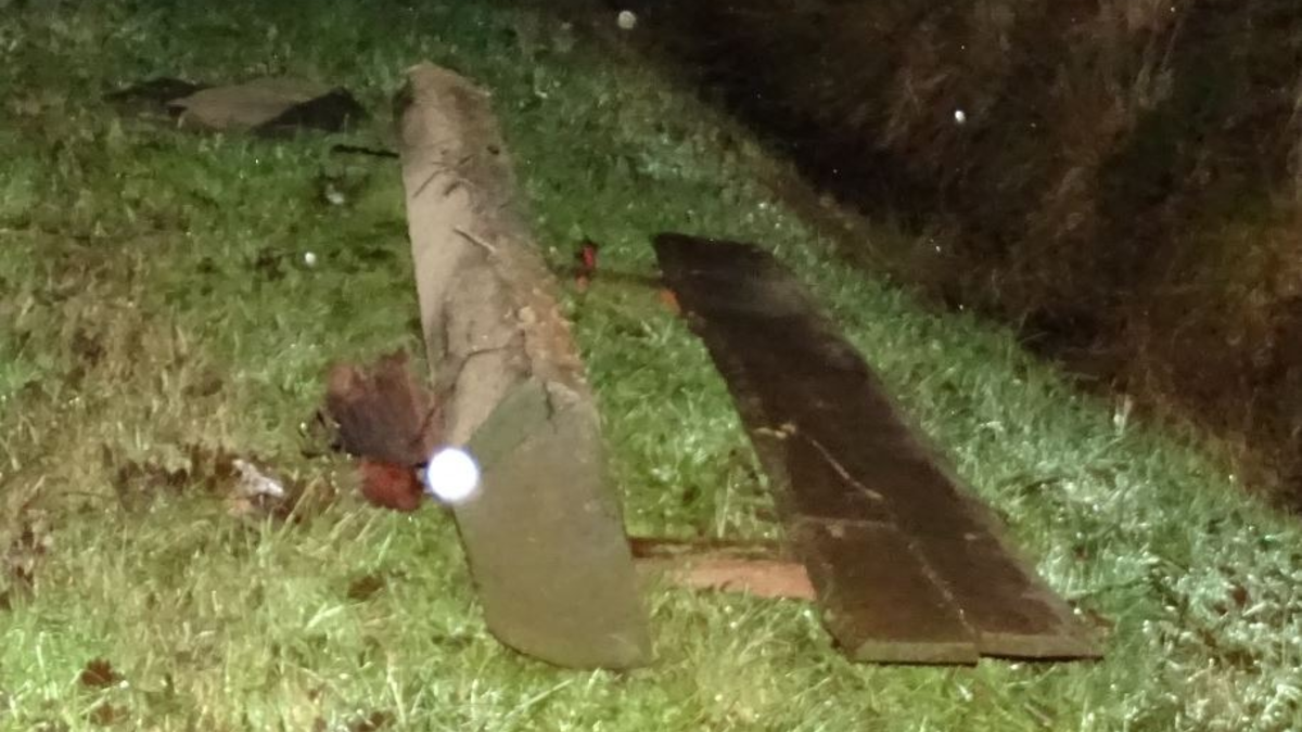 LPI-GTH: Holzbank entwendet - Foto: presseportal.de